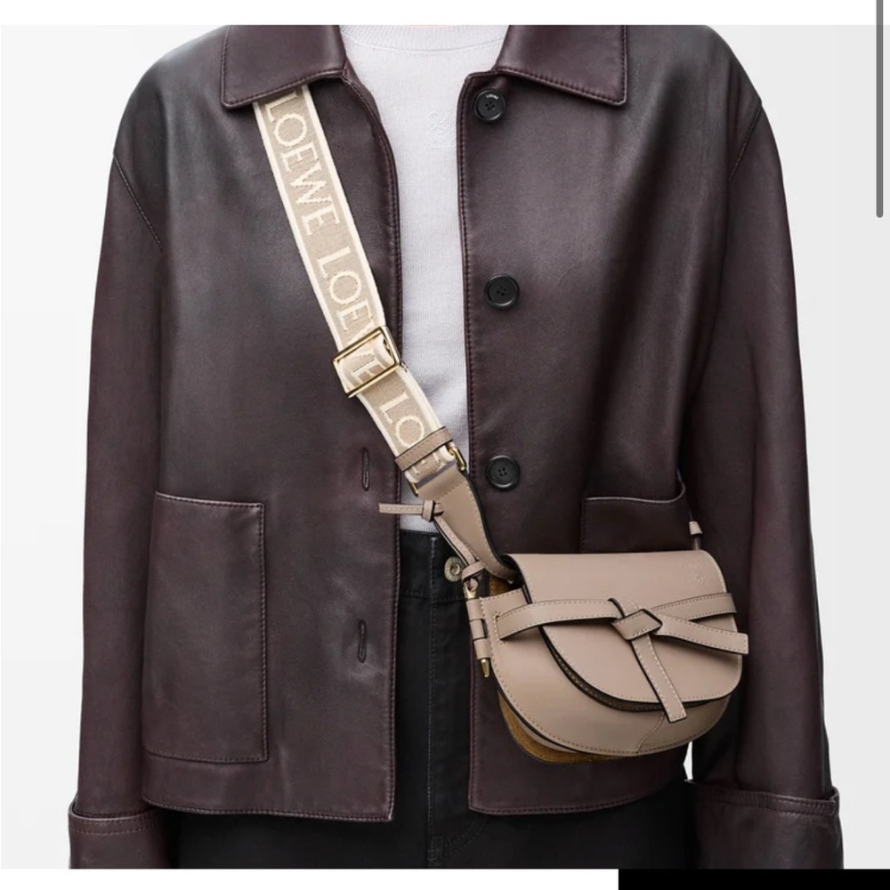 Loewe Mini Gate Dual bag
in soft calfskin and jacquard (like new condition) - Picture 7 of 7
